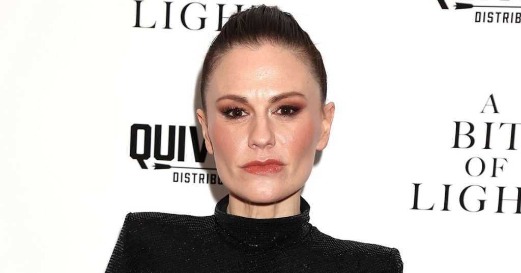 Anna Paquin Walks Red Carpet With A Cane Amid Health Issues