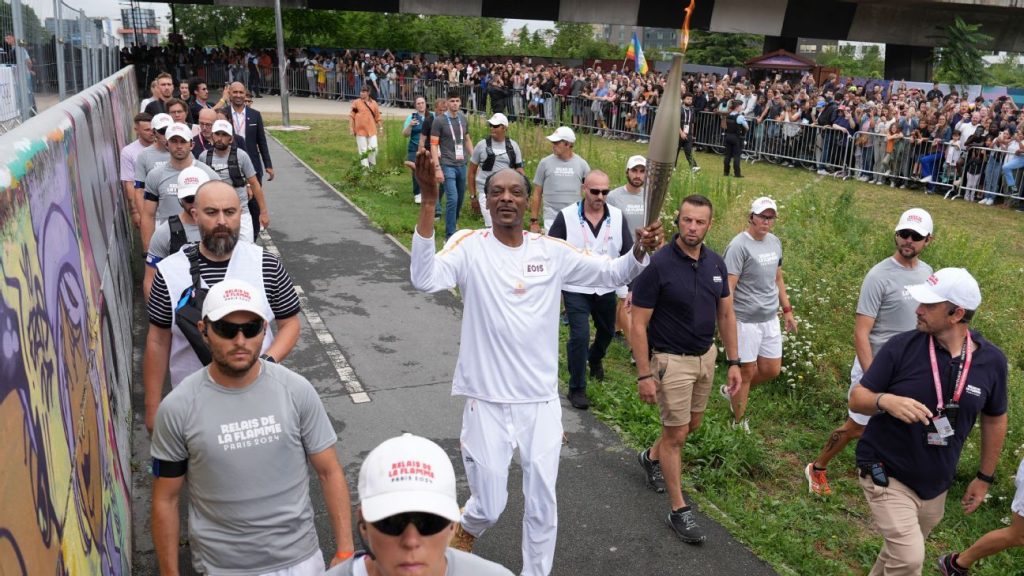 Olympics 2024: Snoop Dogg carries torch for Paris Games