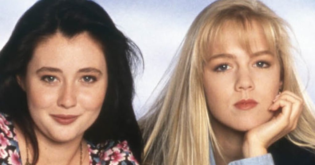 Jennie Garth, Alyssa Milano, More React to Shannen Doherty Death