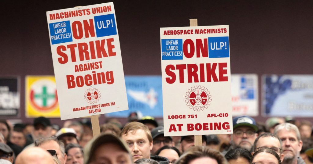 Boeing machinists reject new labor contract, extending strike