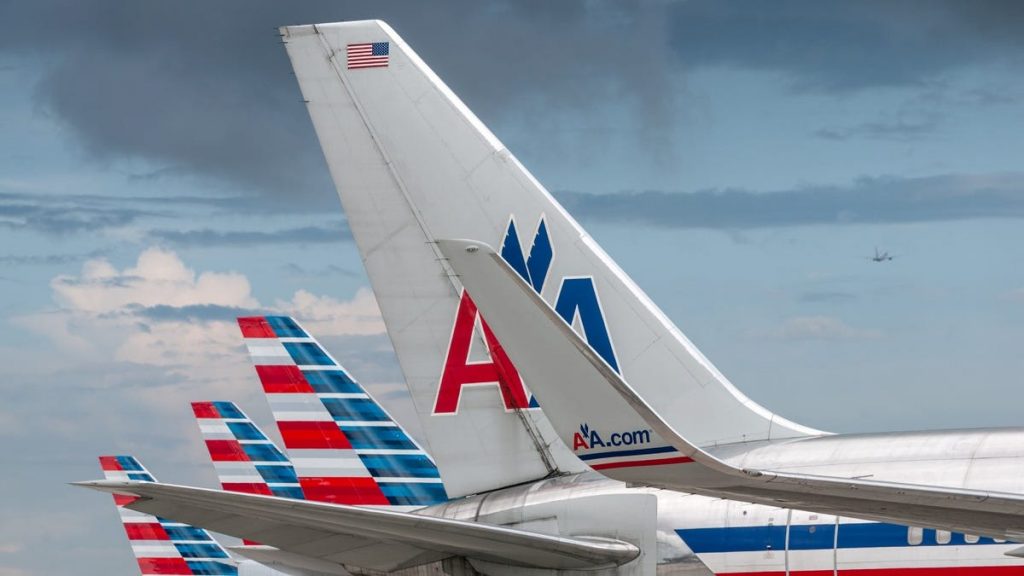 American Airlines can detect gate lice with new technology. Here’s how