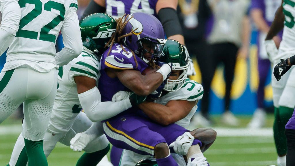 Vikings Running Back Aaron Jones’ Injury Status Determined