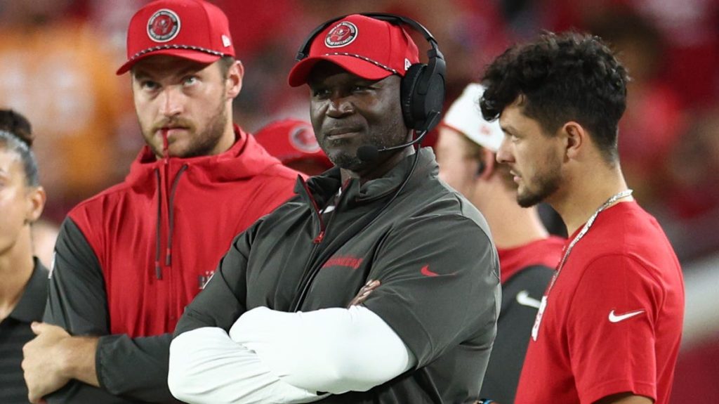 Todd Bowles defends playing WR late vs. Ravens