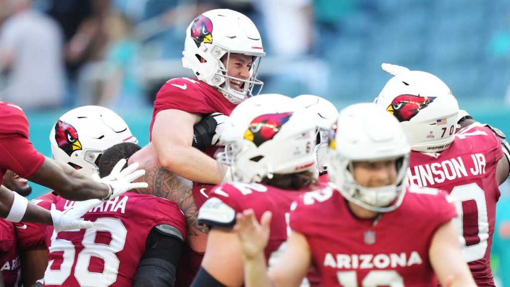 Arizona Cardinals vs Miami Dolphins score updates for NFL game today