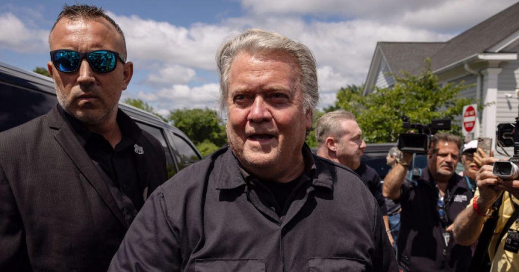 Steve Bannon released from prison after 4-month sentence