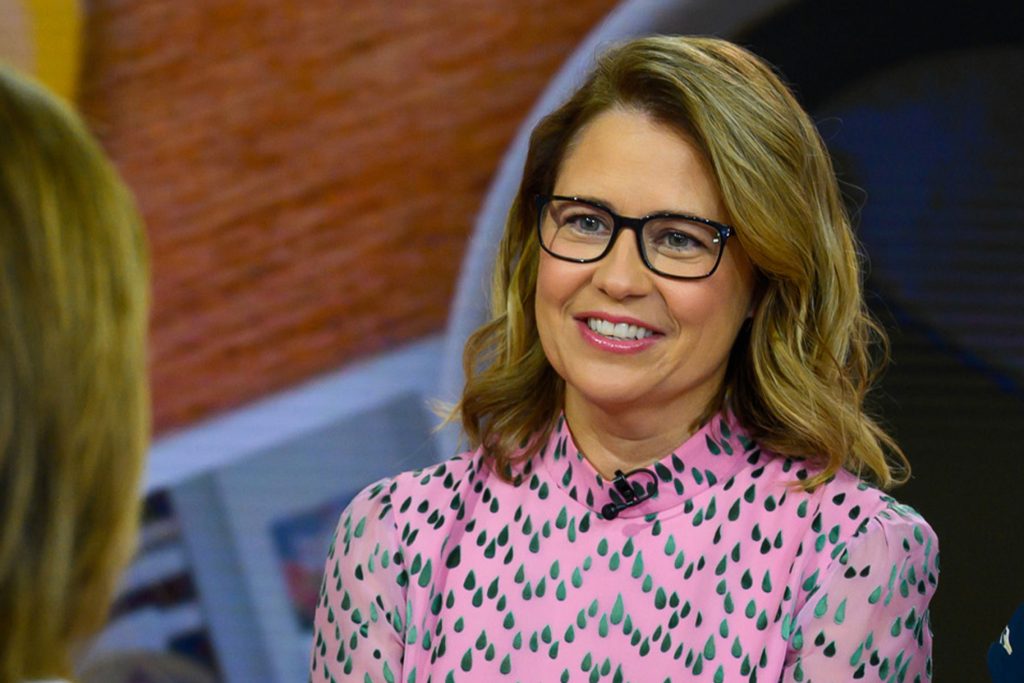 Jenna Fischer Found Out Her Cancer Diagnosis While Hiking