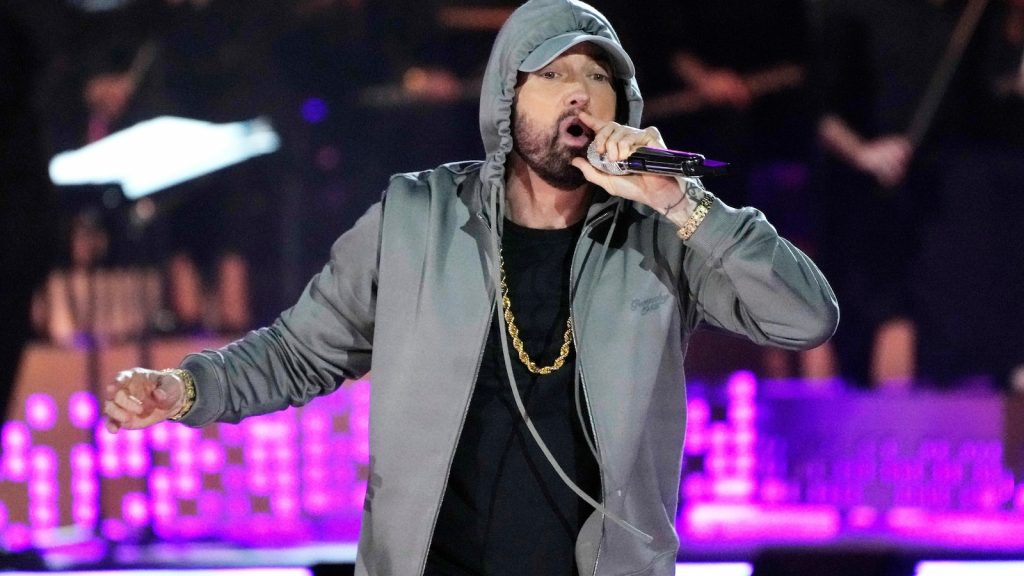 Eminem is going to be a grandfather, he reveals in ‘Temporary’ music video